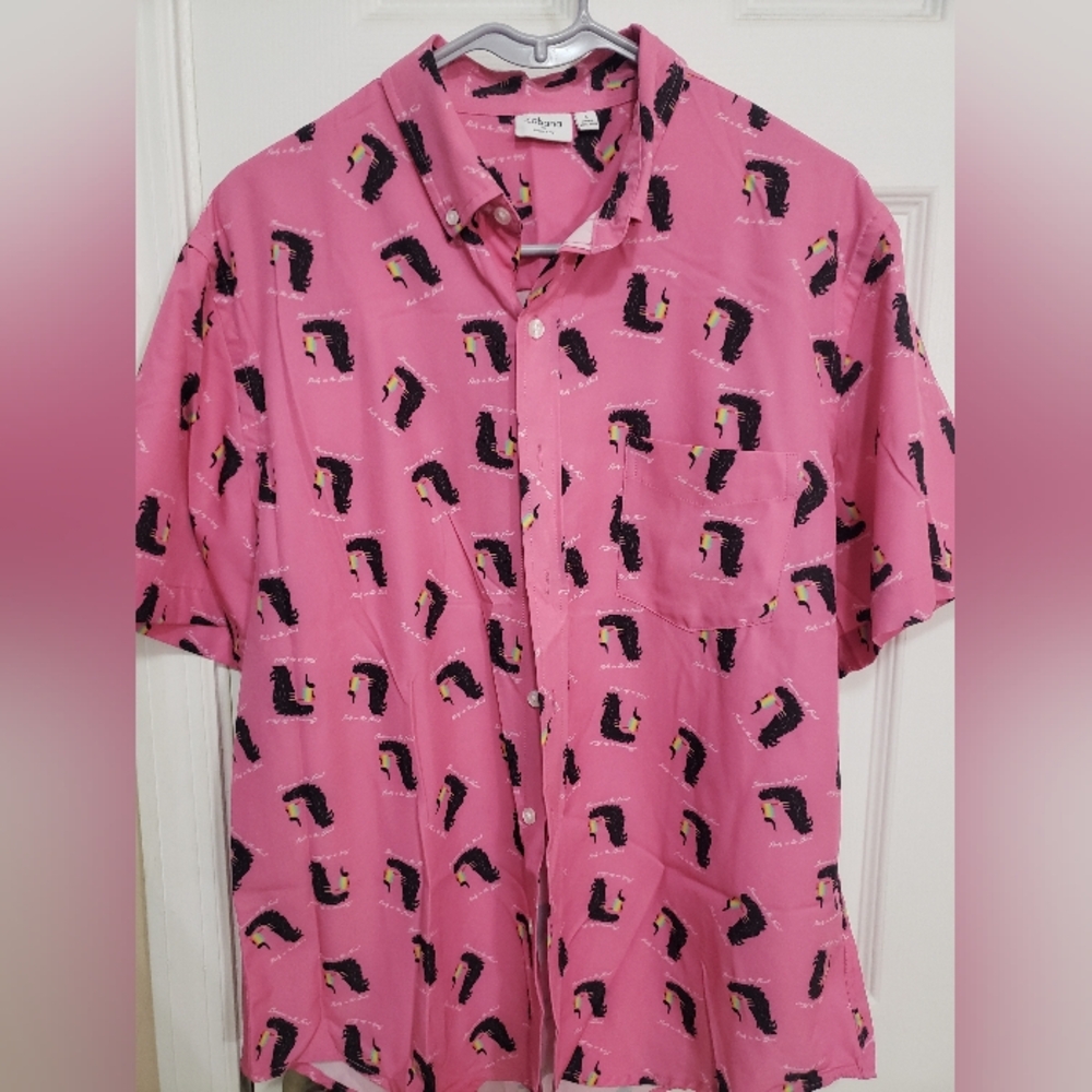 crown & ivy Pink Graphic Men's Button Down Shirt